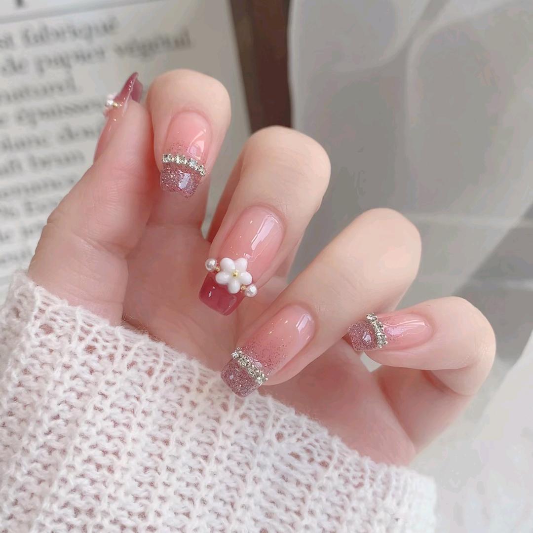 芊烨美甲美睫官方号