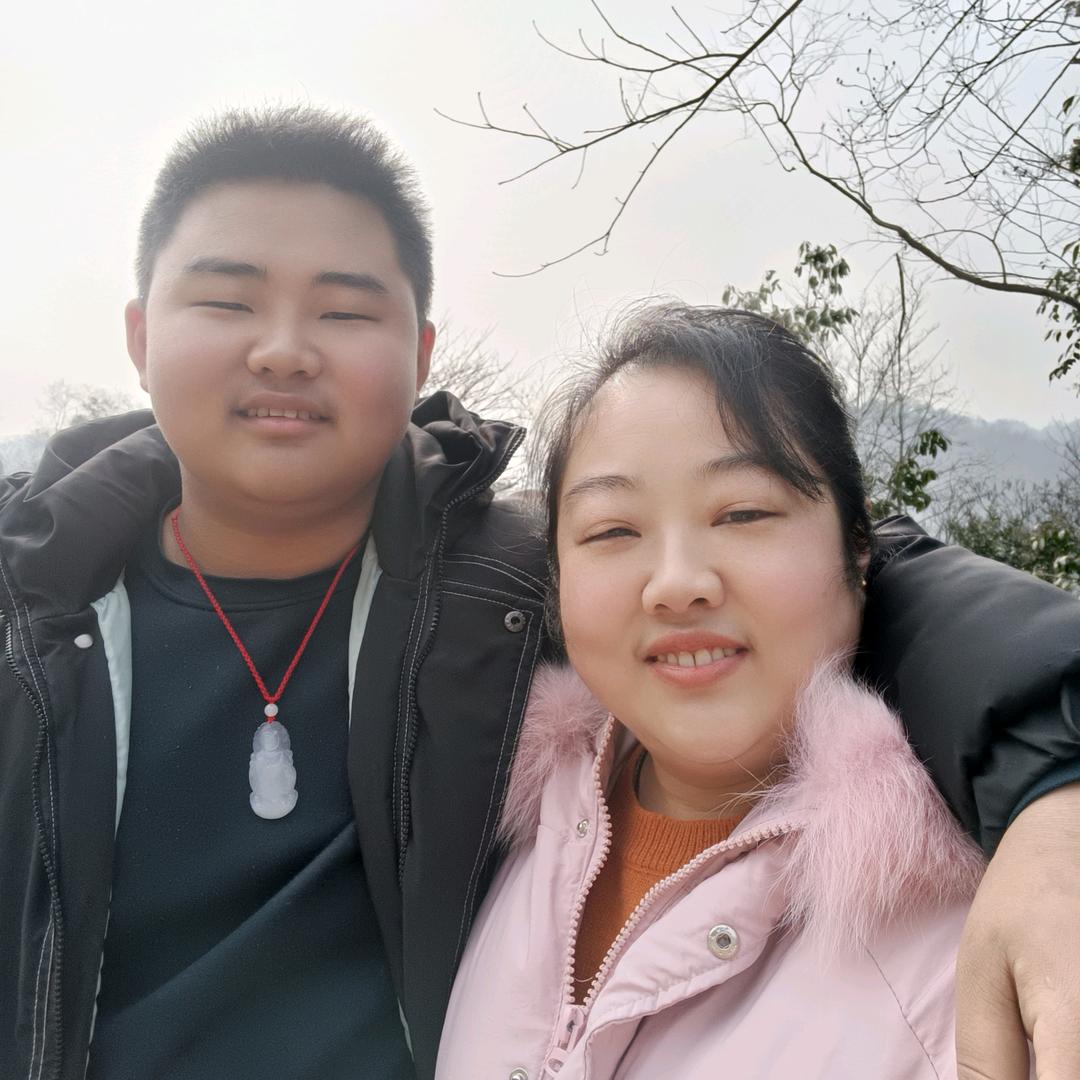 崇州街子精品十元店
