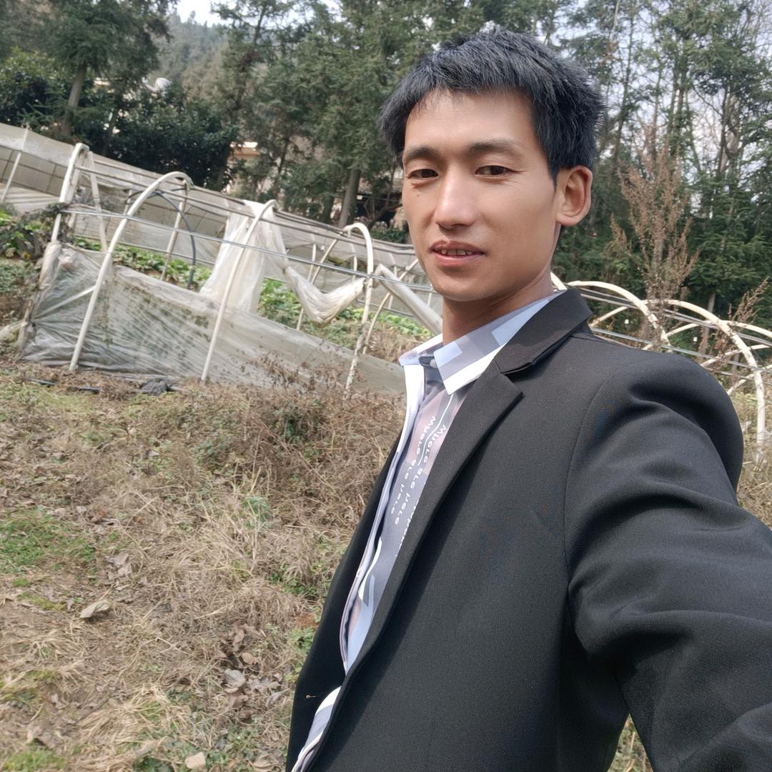 经历风雨，历经沧桑。੭ ᐕ)੭*⁾⁾