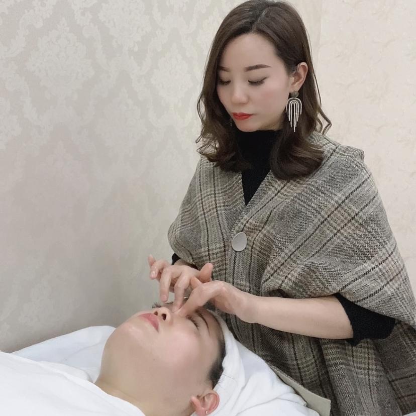 荣昌喻姐皮肤管理