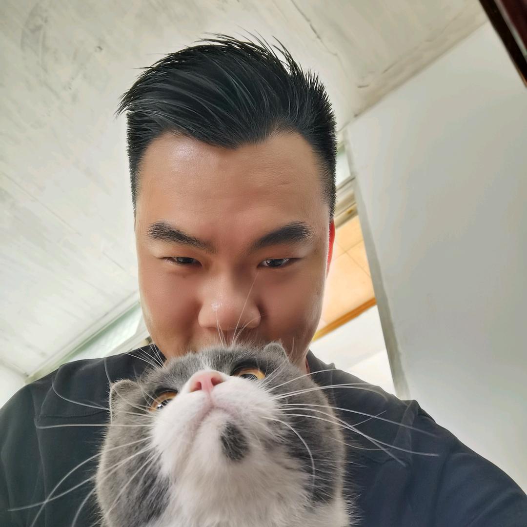 李炳豪