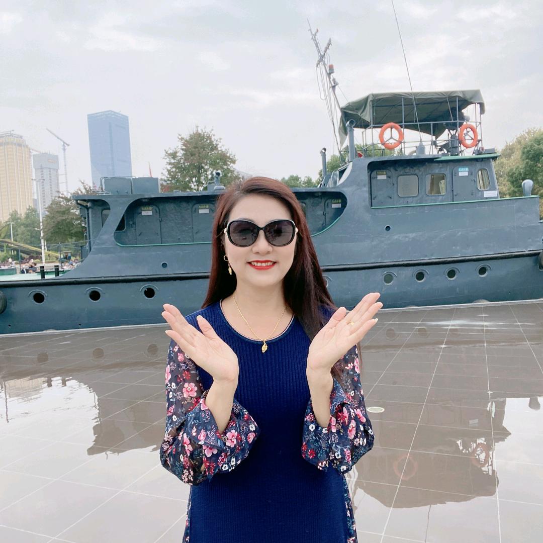 九姐（养号中)好物在橱窗