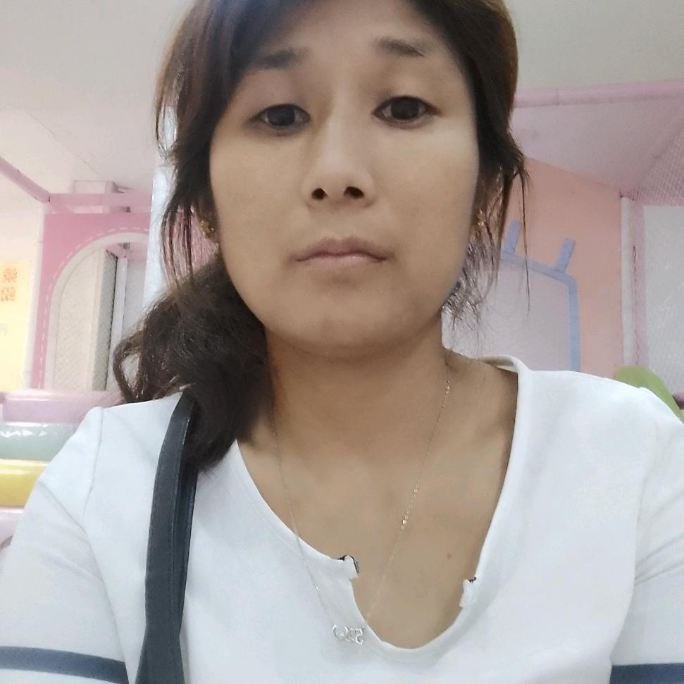 弹棉花店六叉路口