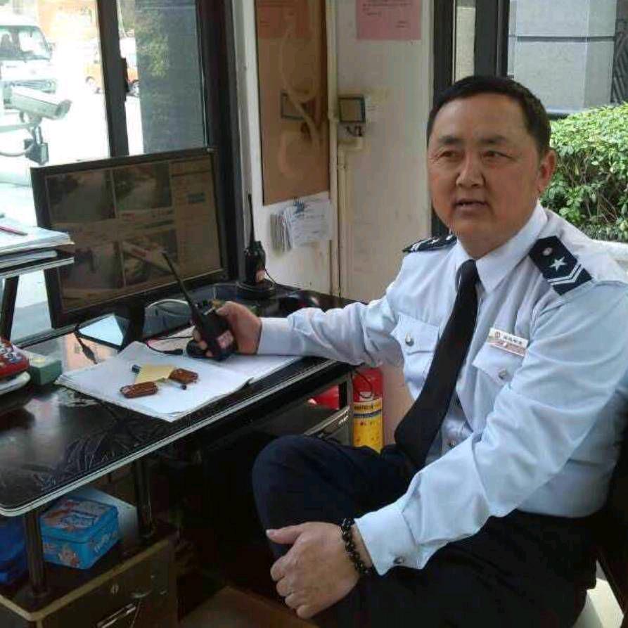 是他