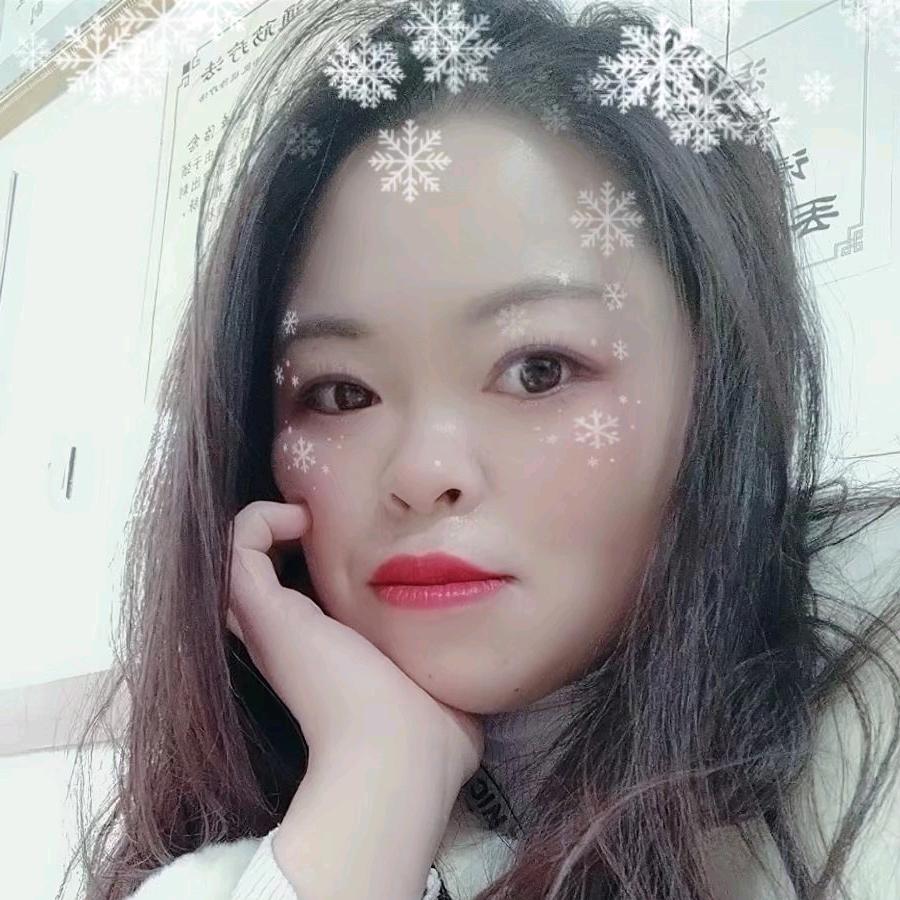 ♥(｡￫v￩｡)♥丫头