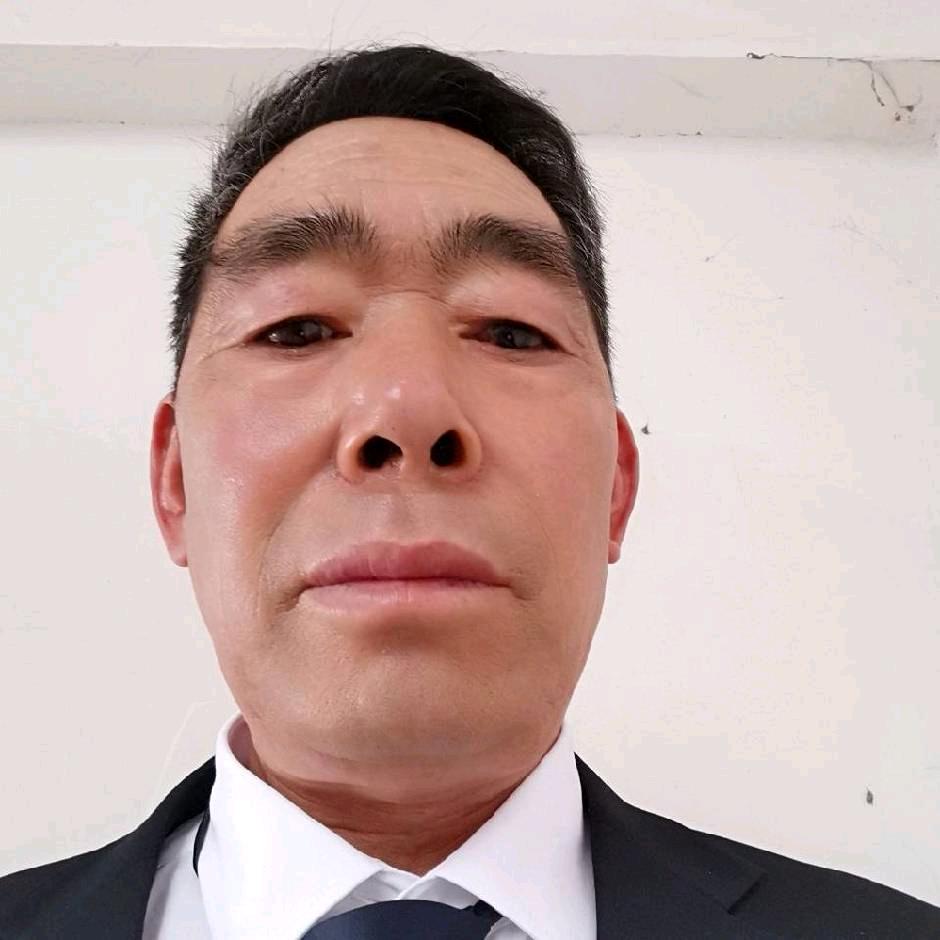 农村人尹致平