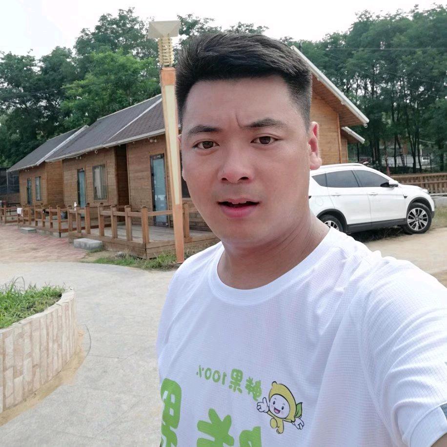 德利兄弟拼搏的小店水果生鲜
