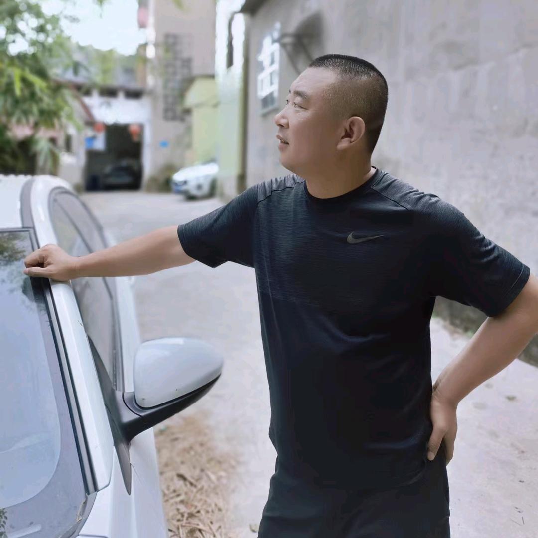 小黑