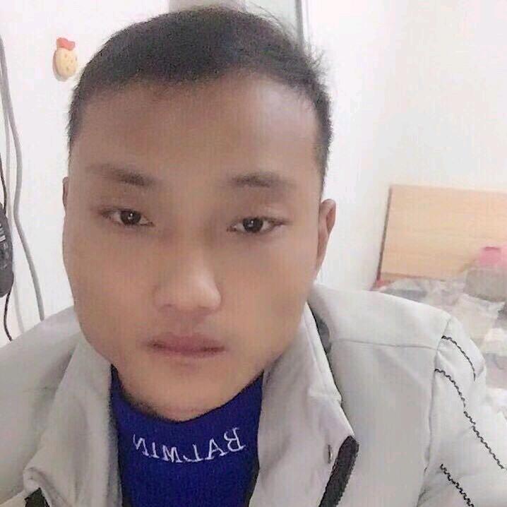 骑着猪🐷，逛街
