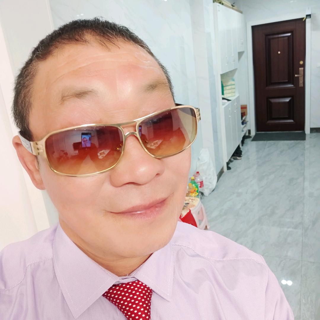 缘情是个宝凌友均