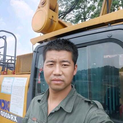 文哥！砥砺前行！