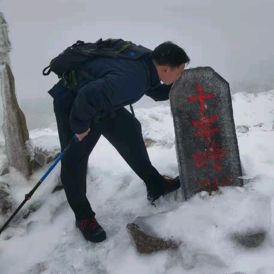 沙漠孤尘