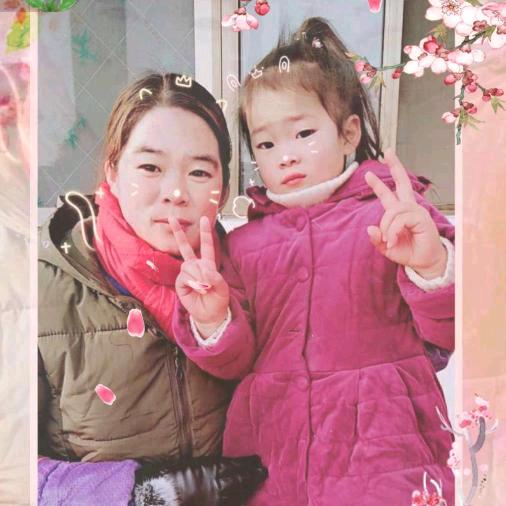 平凡女人(橱窗内)有好物