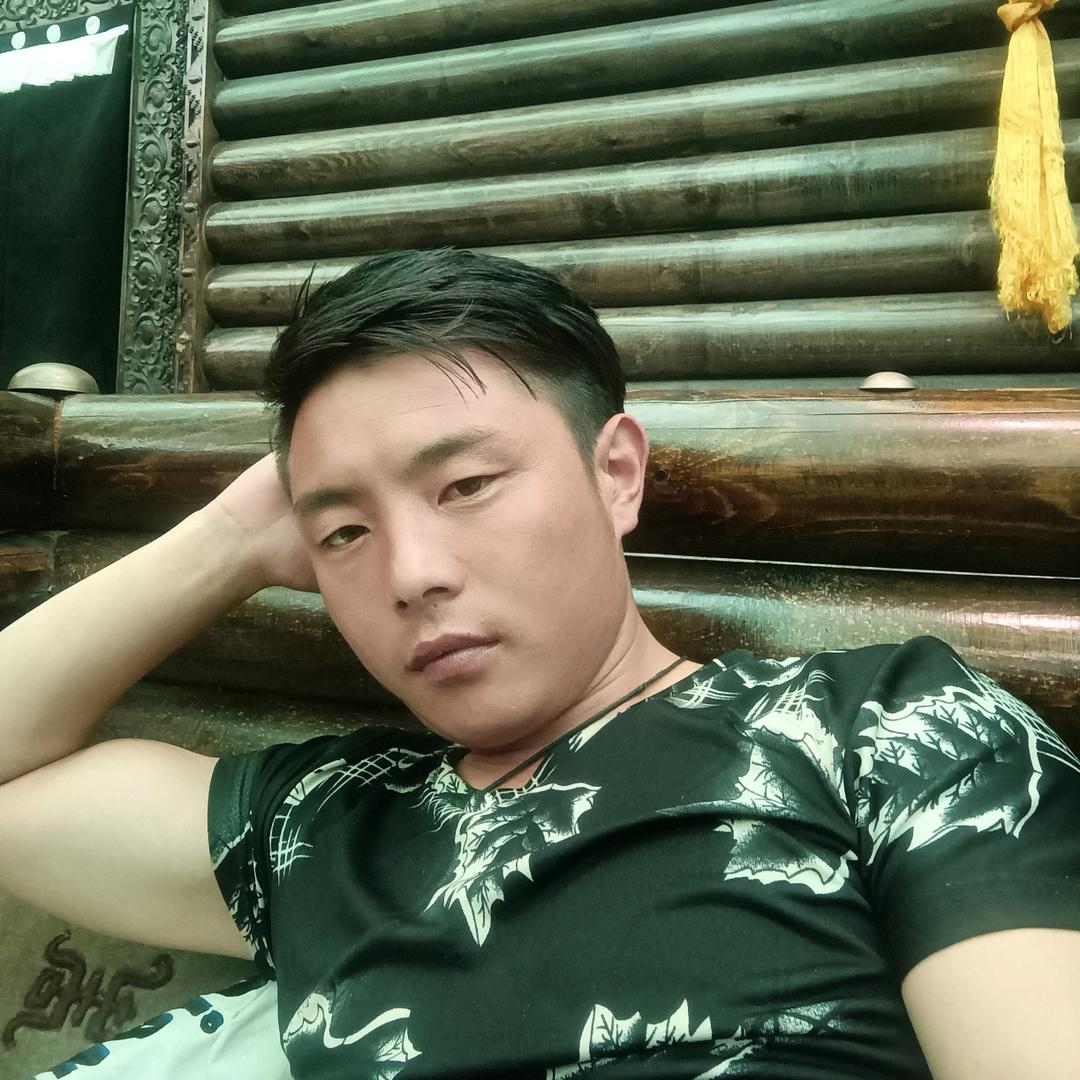 洛  松  大  哥