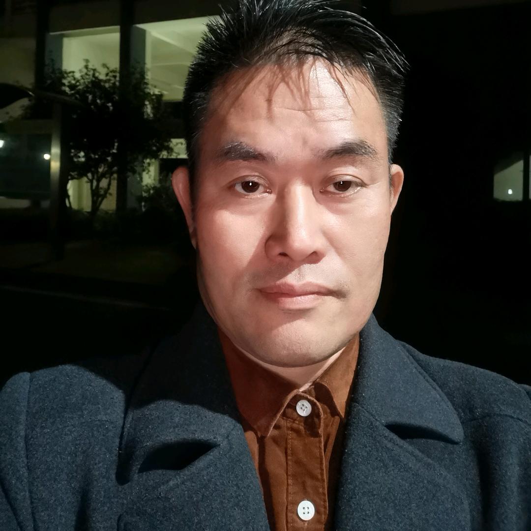 阿廖