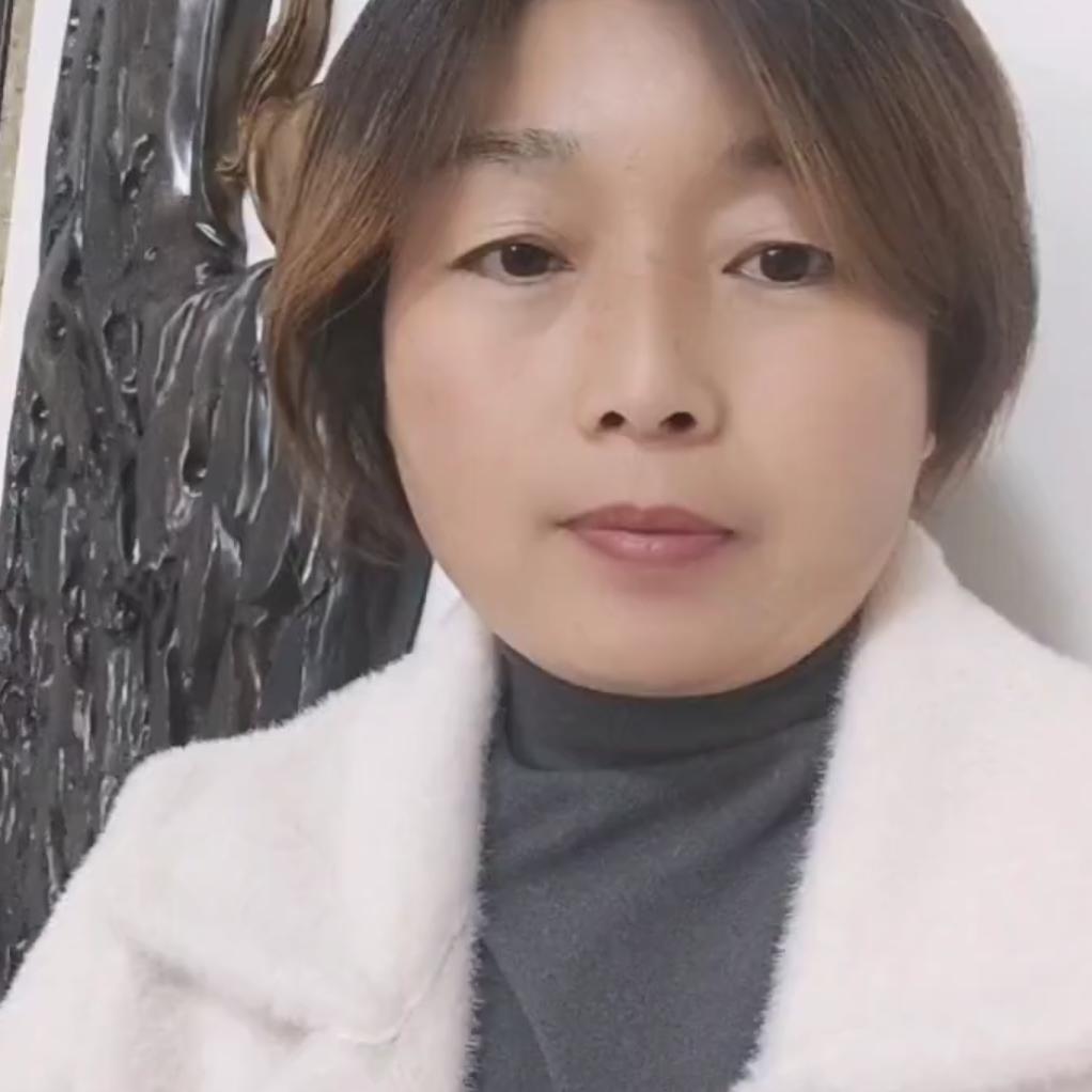 @霞姐