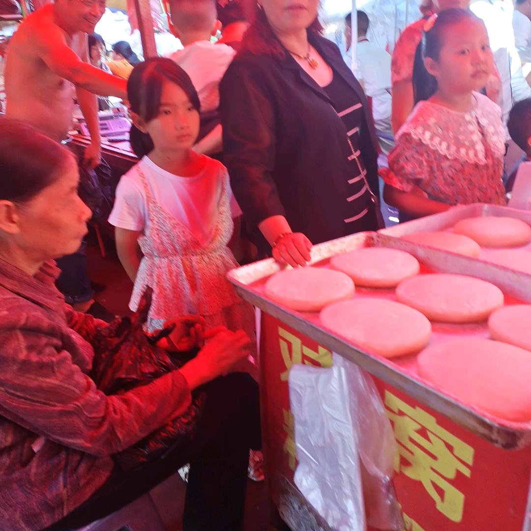 谢三鲜糍粑豆皮百年老字号遵义羊肉粉