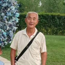 好义村老王，今年70岁