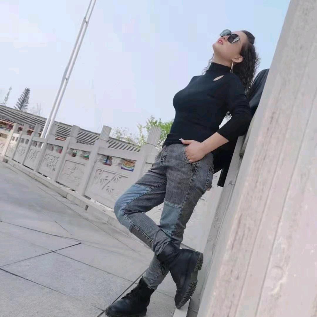 白丽