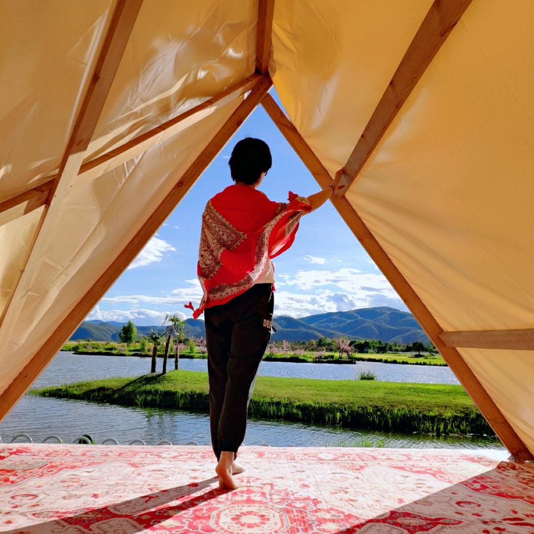 别低头，皇冠会掉