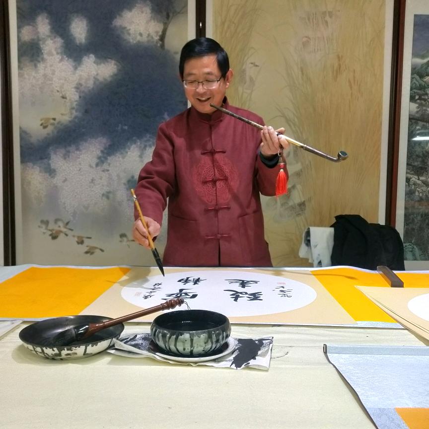 郭圣香，
