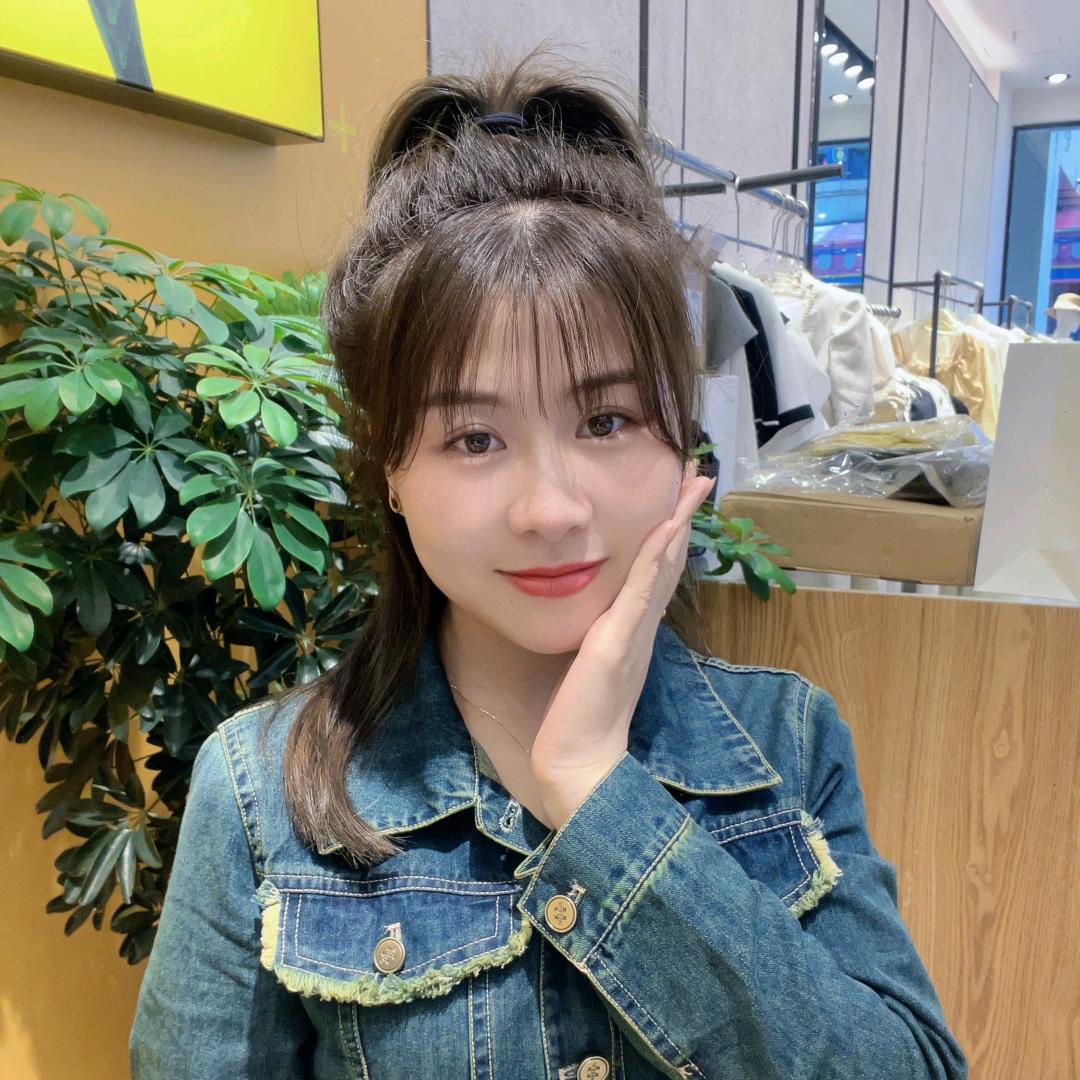 是李吖