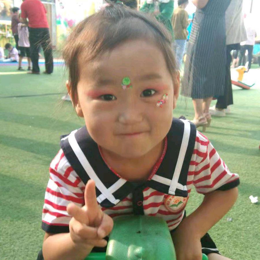 《芳❤️芳》…吖