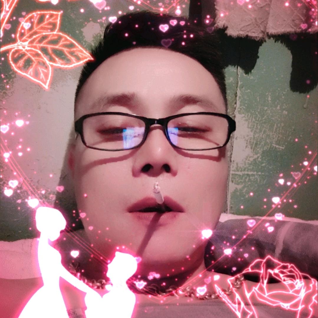 赫男