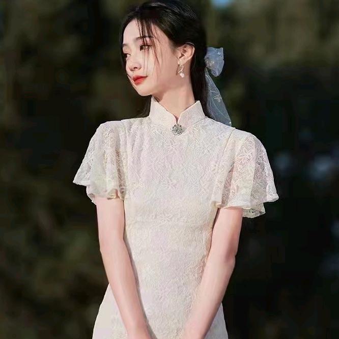 龙海镇衣品阁服装店