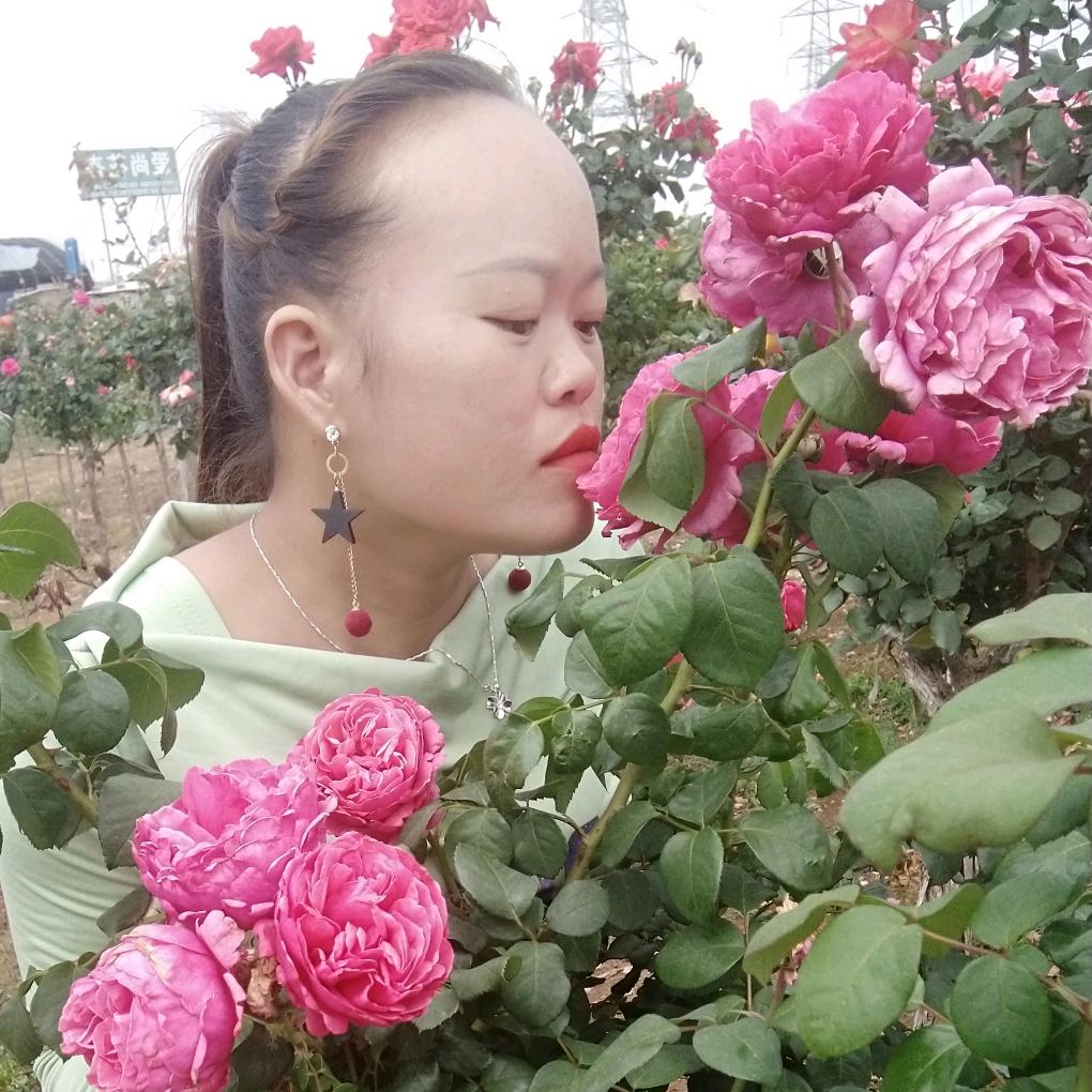 九二年的小老奶