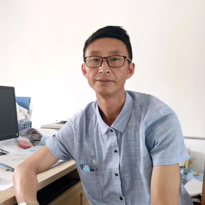 A，错把成醋当成墨