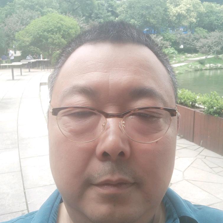 亮哥