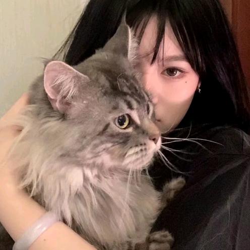 亍尐