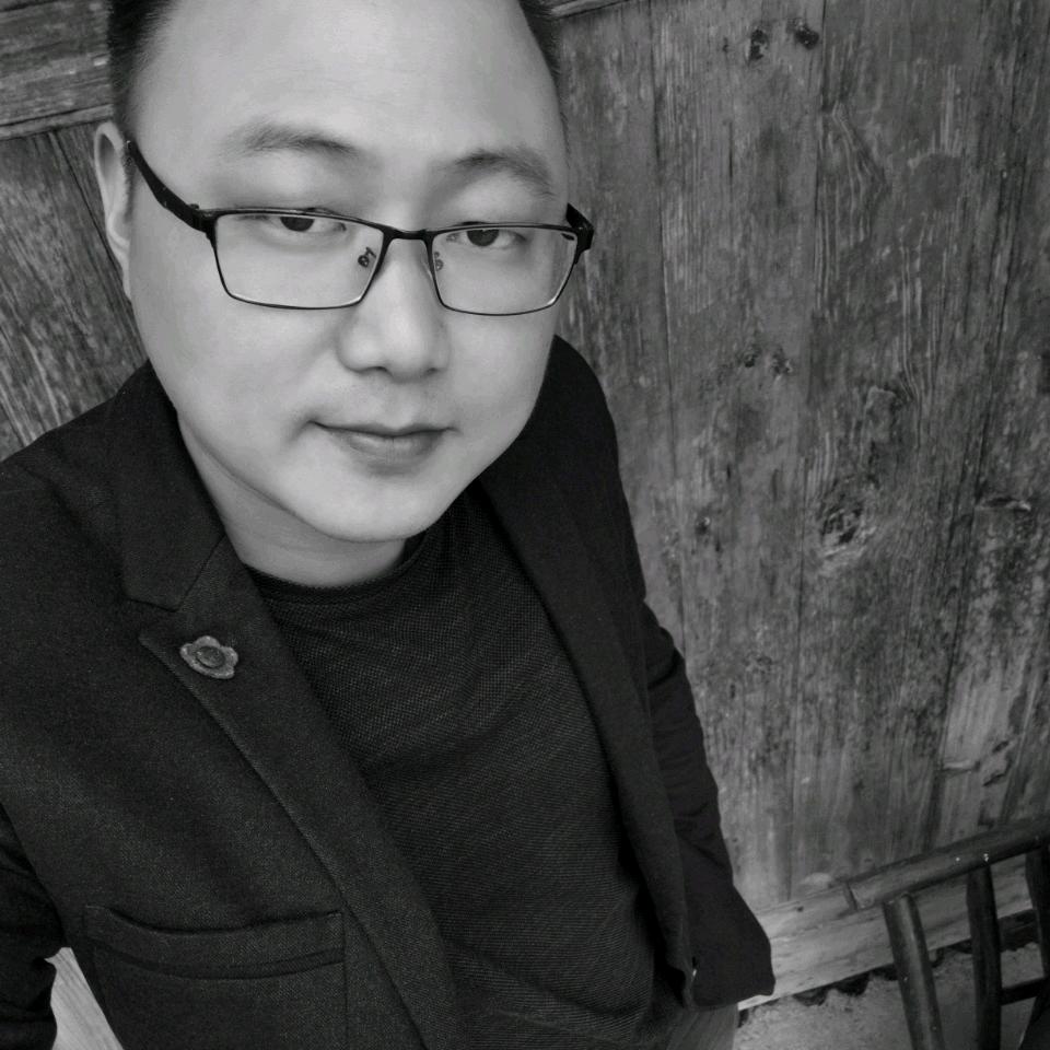 儿子立正跟爸走