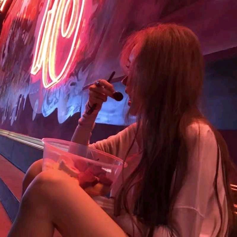 厉莉