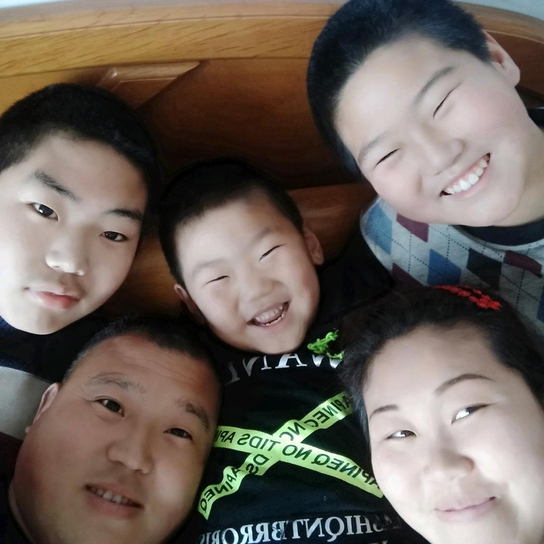 请叫我海哥