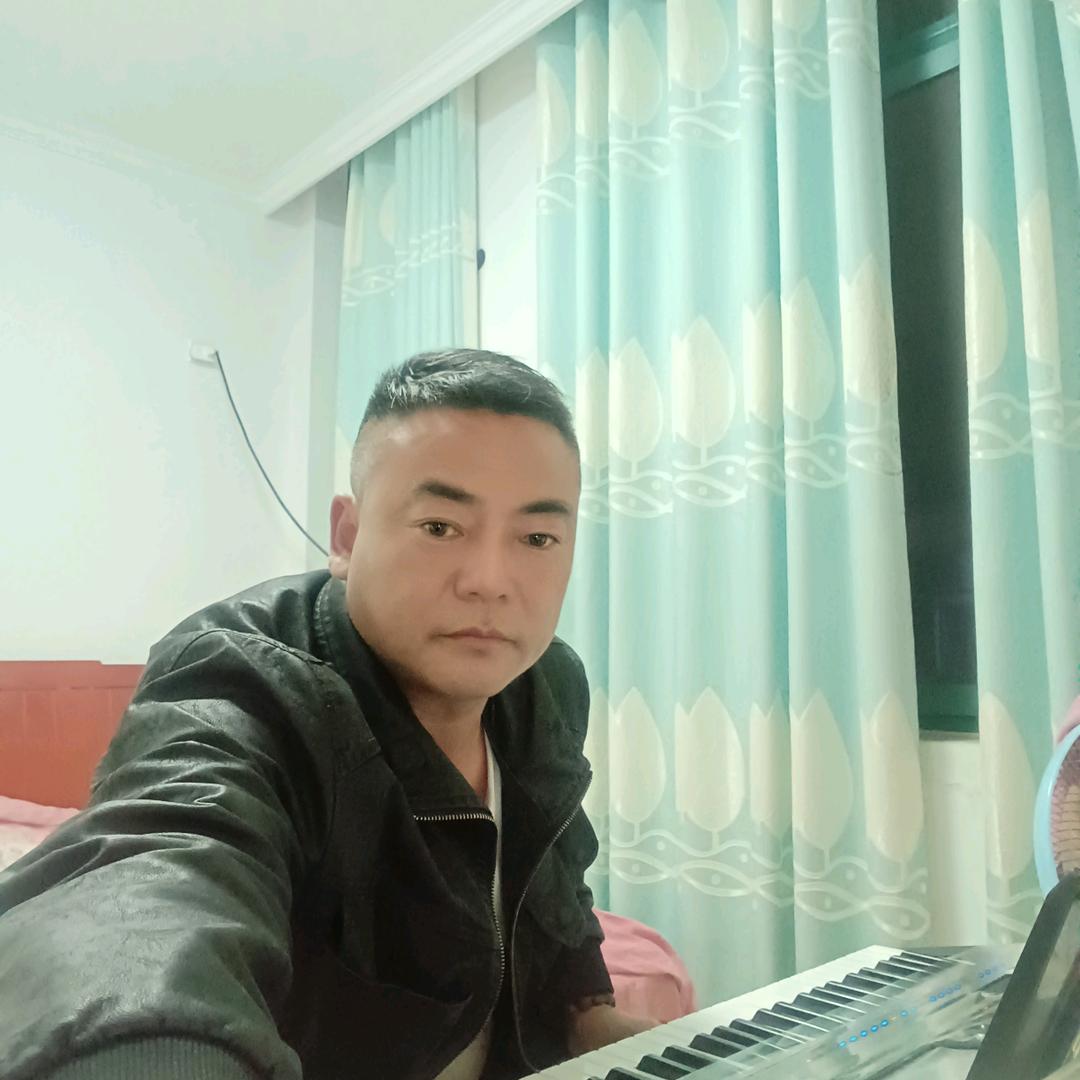 黄三《乐队》《大棚出租》