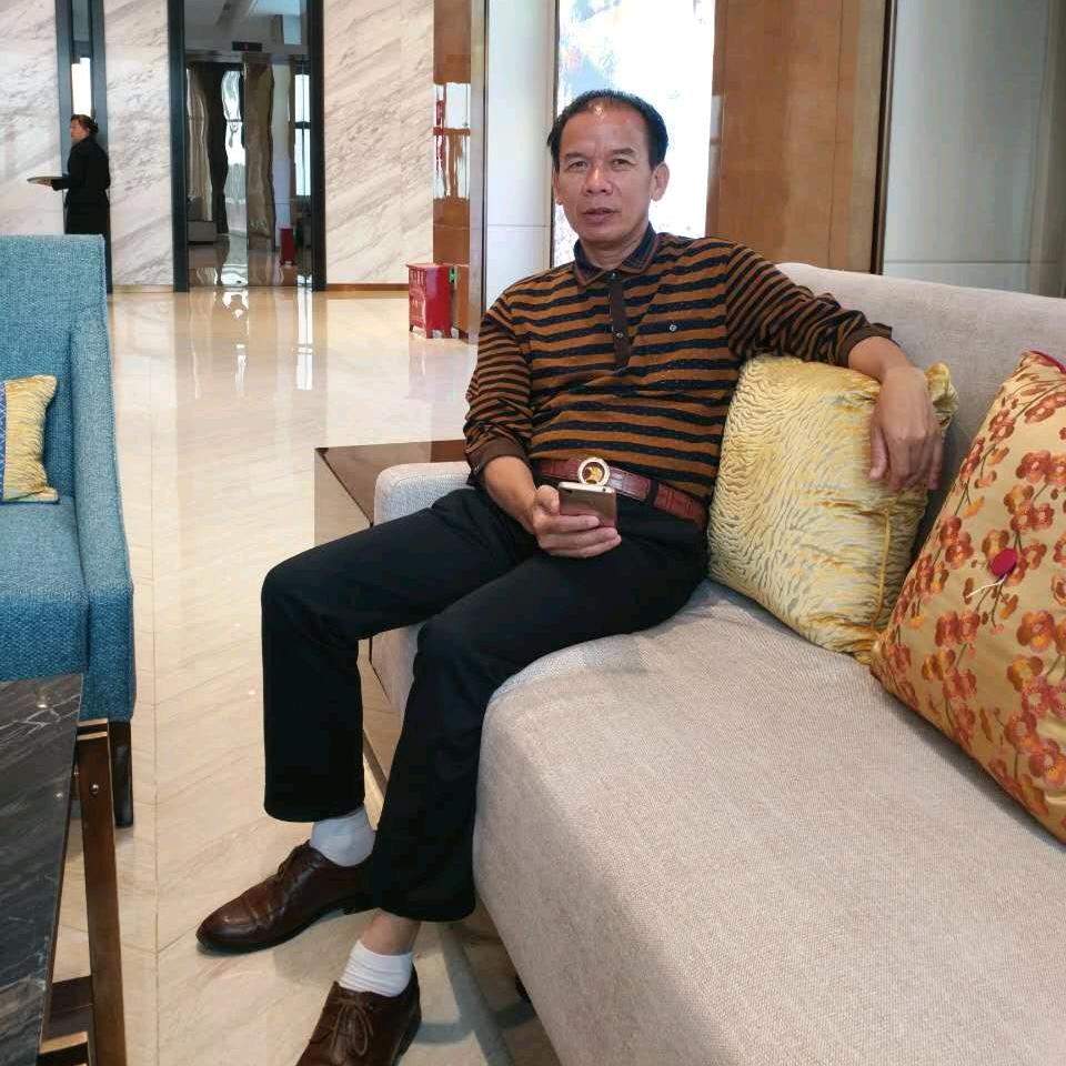 大家旺物流覃超崇