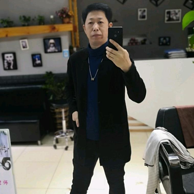 白山市阿文形象设计