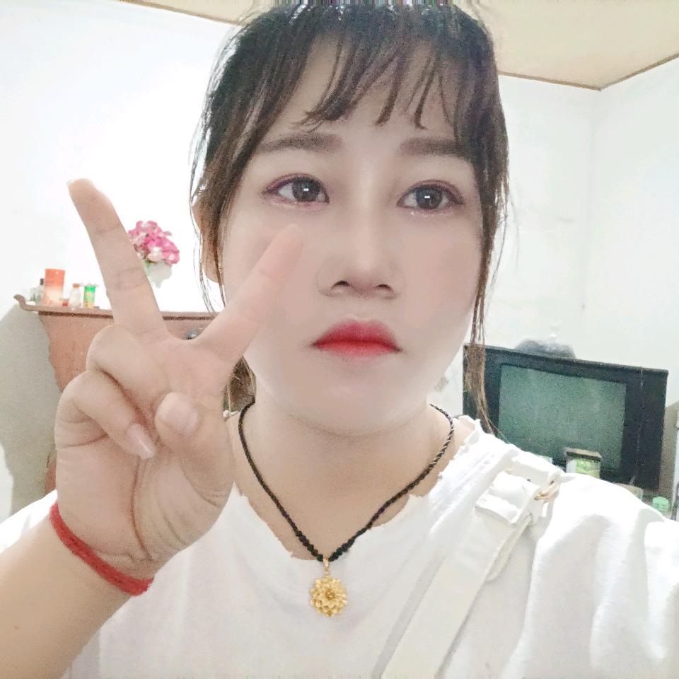 是丽丽吖