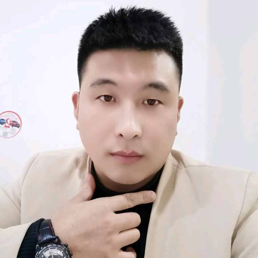 浩云                 轩