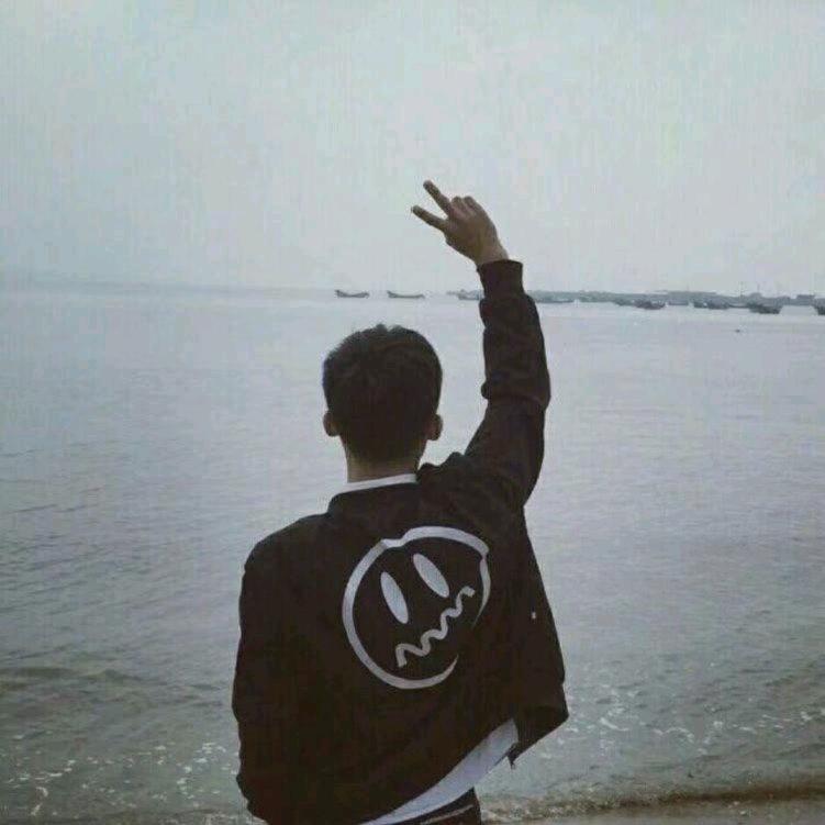 做自己的光不需要太亮