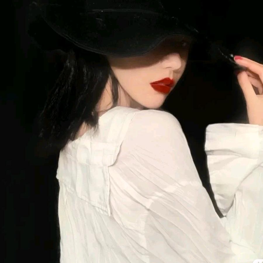 🦋এ᭄小妮子ꦿོ࿐
