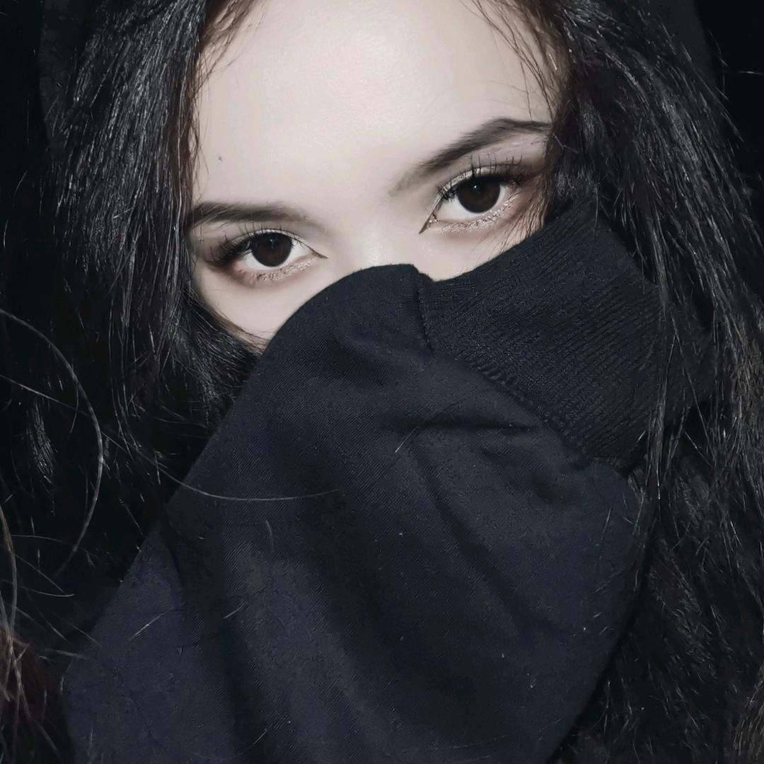 毐^🖤