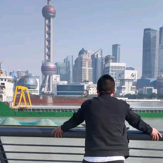 隔壁小张