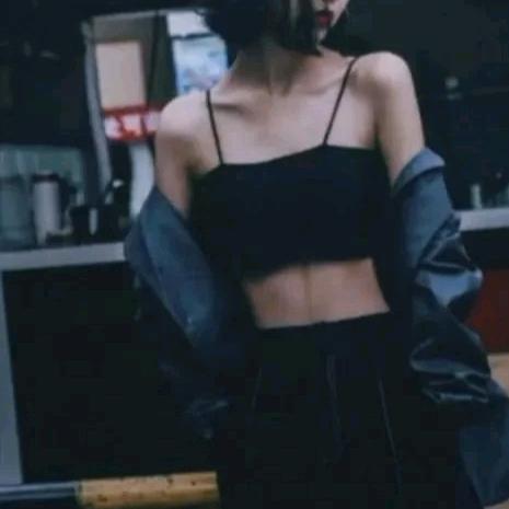 小橙子。