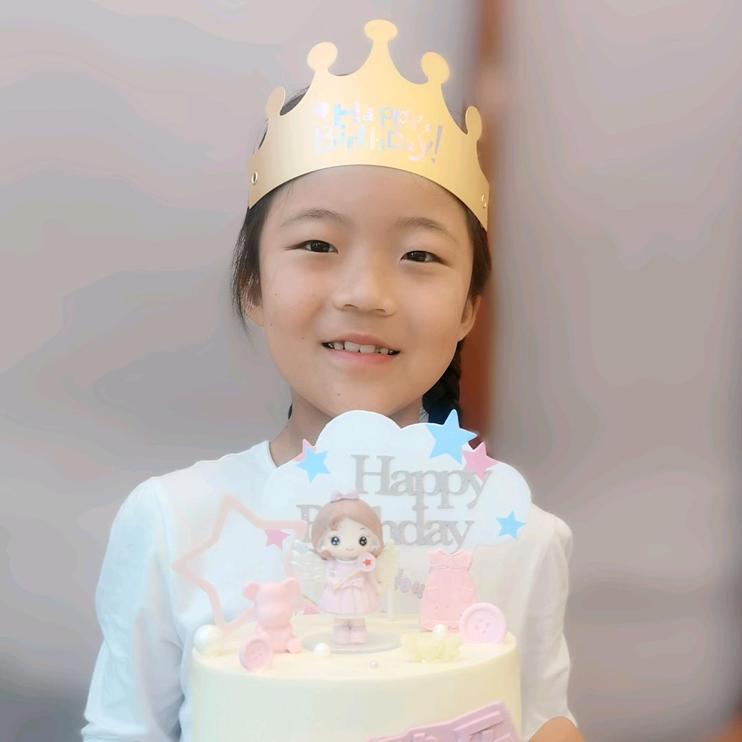 ELSA WANG