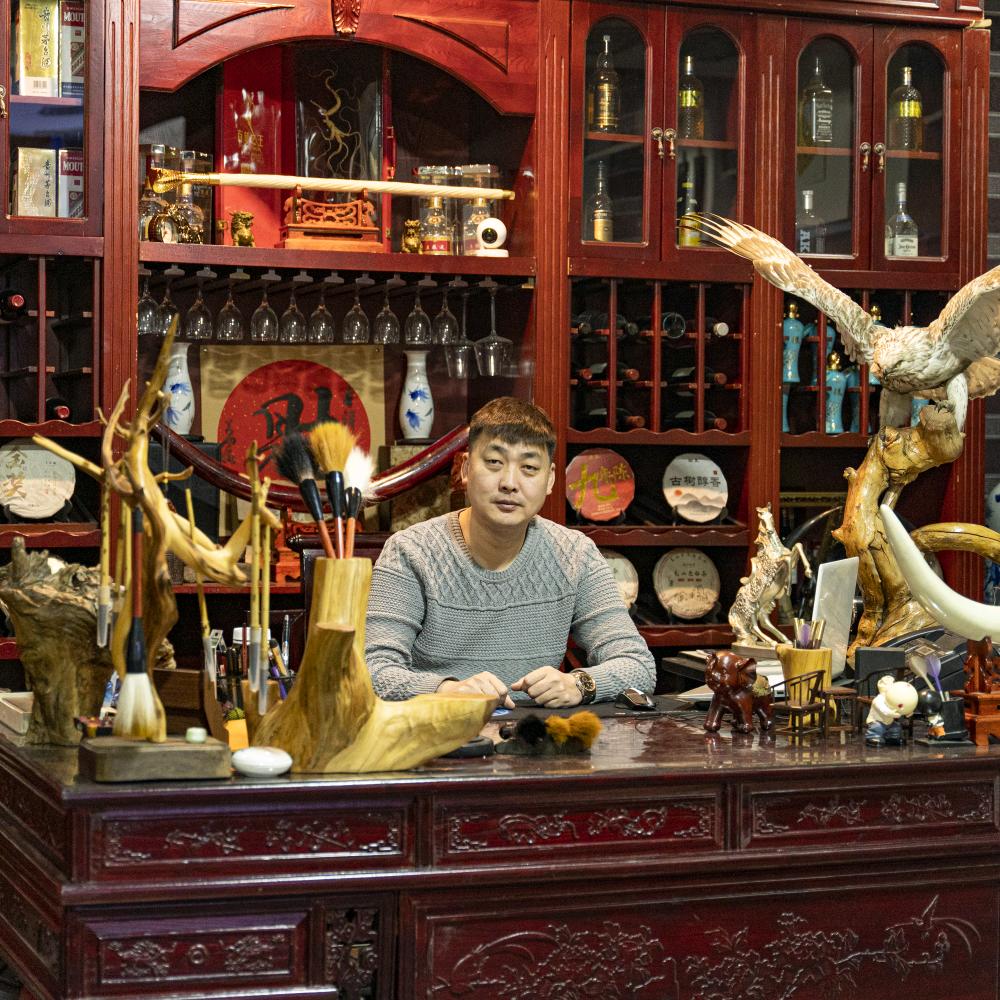 狼族慕色台球会所