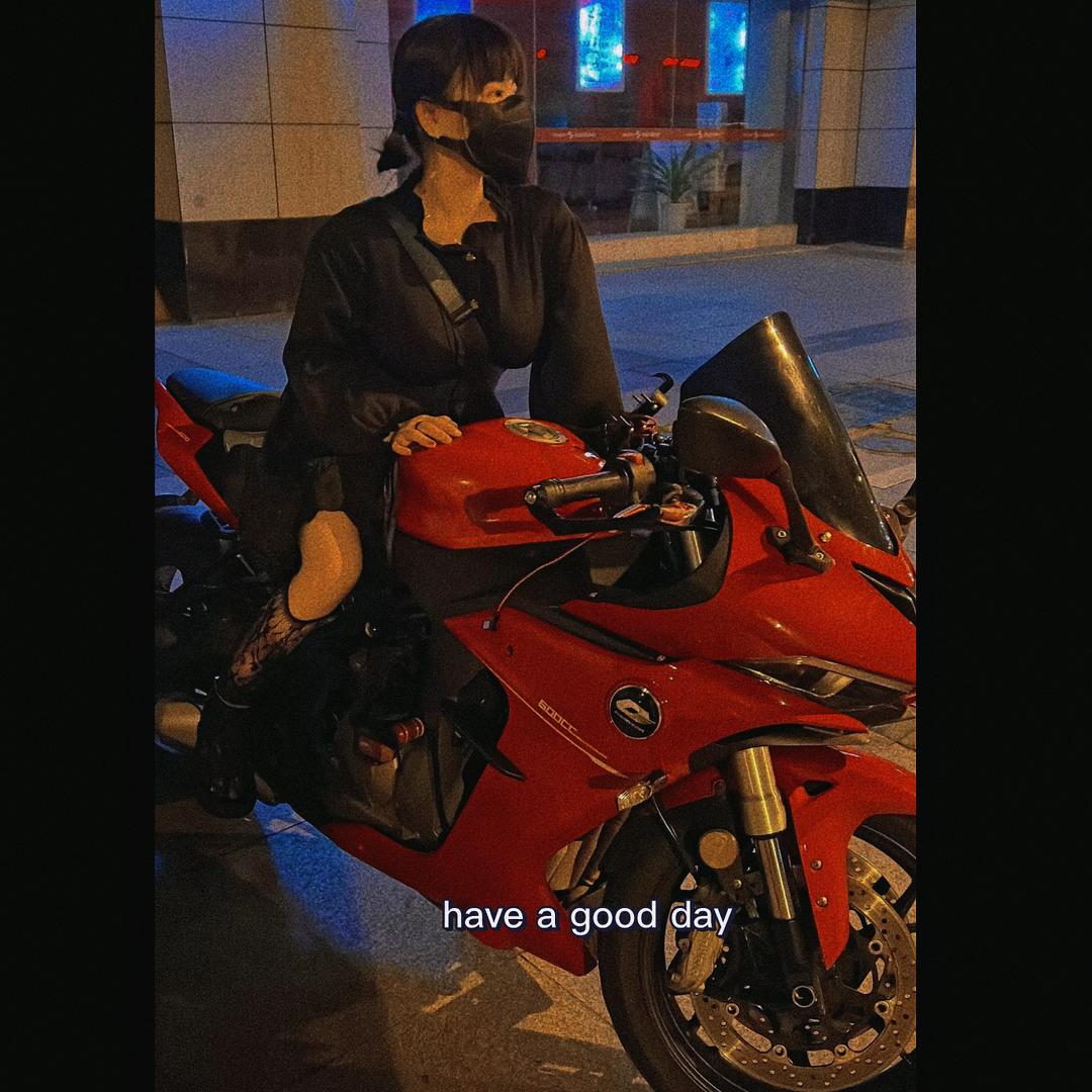 a高美男--