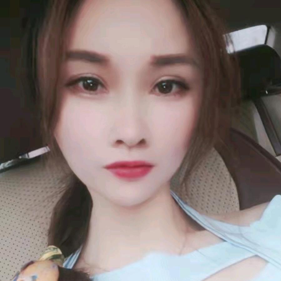 卖盐鸡的小姐姐